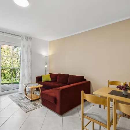 Lovely In Waren With Wifi Apartment